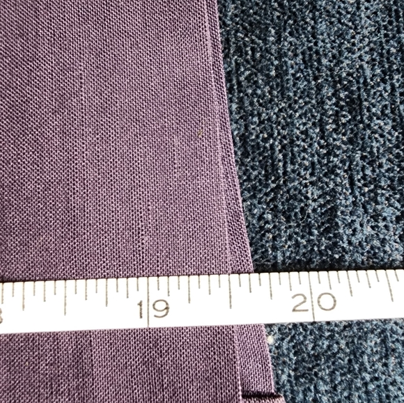 Plum Purple knee-length pencil skirt for business, casual, or cocktail. Sz. 10P - Picture 6 of 7